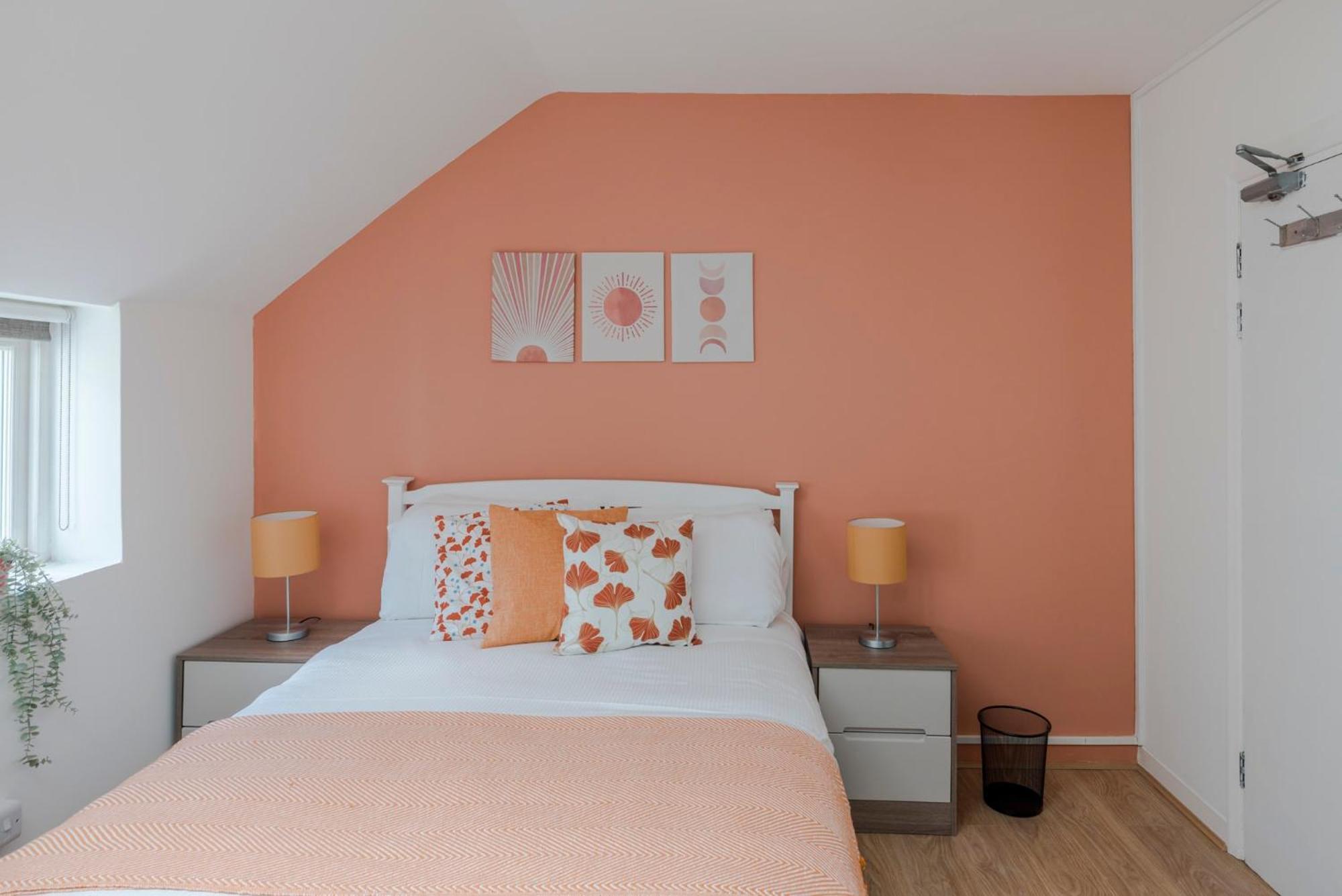 Wonderland - Fitzrovia - By Frankie Says Londra